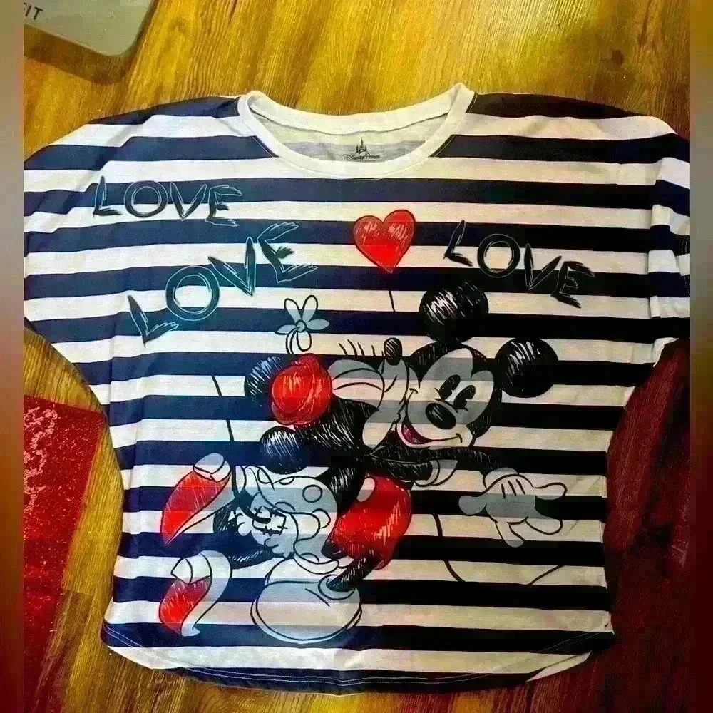 Disney Parks Authentic Original Mickey Mouse Tee. Girls XXL. Good condition. - Picture 3 of 9